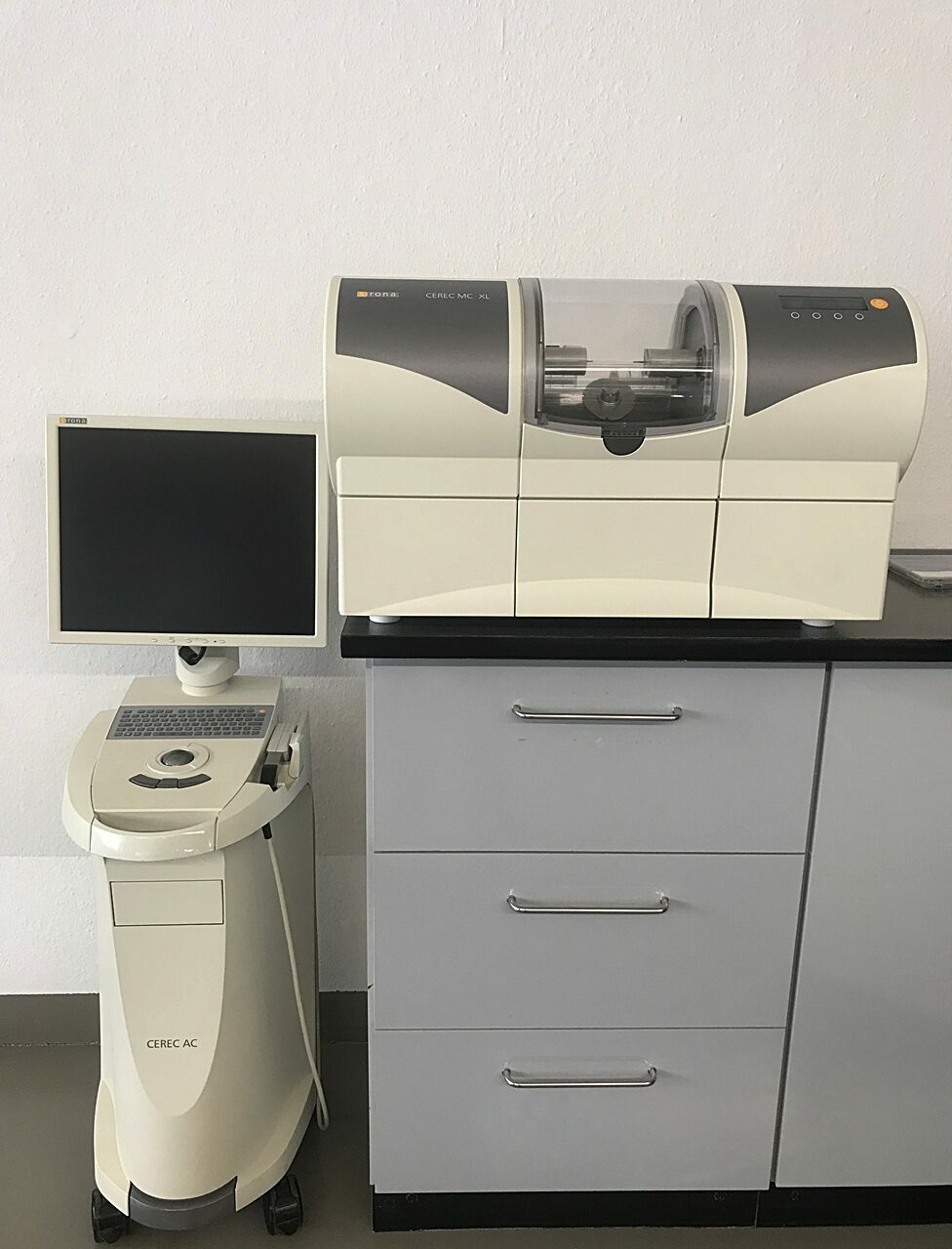 Sirona Cerec MC XL Schleifeinheit & Bluecam Aufnahmeeinheit - Blaudental